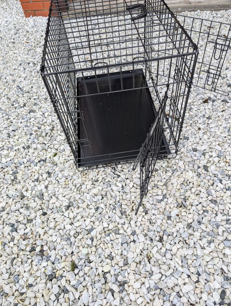 Black Lords & Labradors Dog Crate (M)