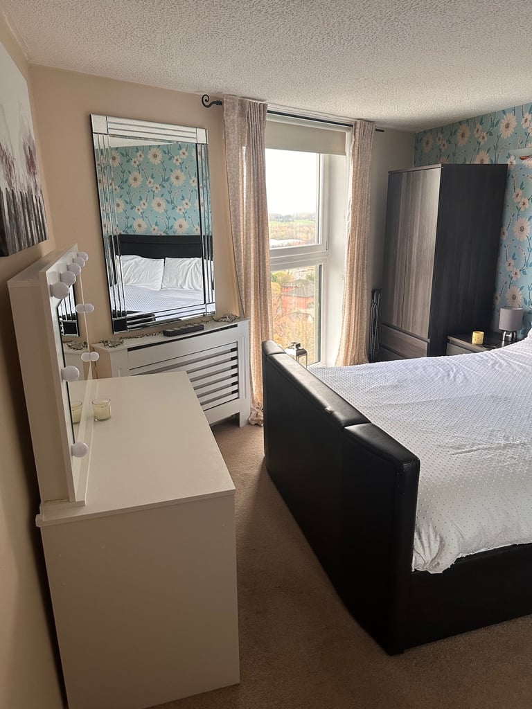 Double Room available for rent