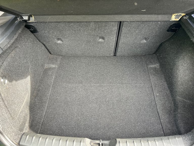 BMW, 1 SERIES, Hatchback, 2012, Manual, 1995 (cc), 5 doors