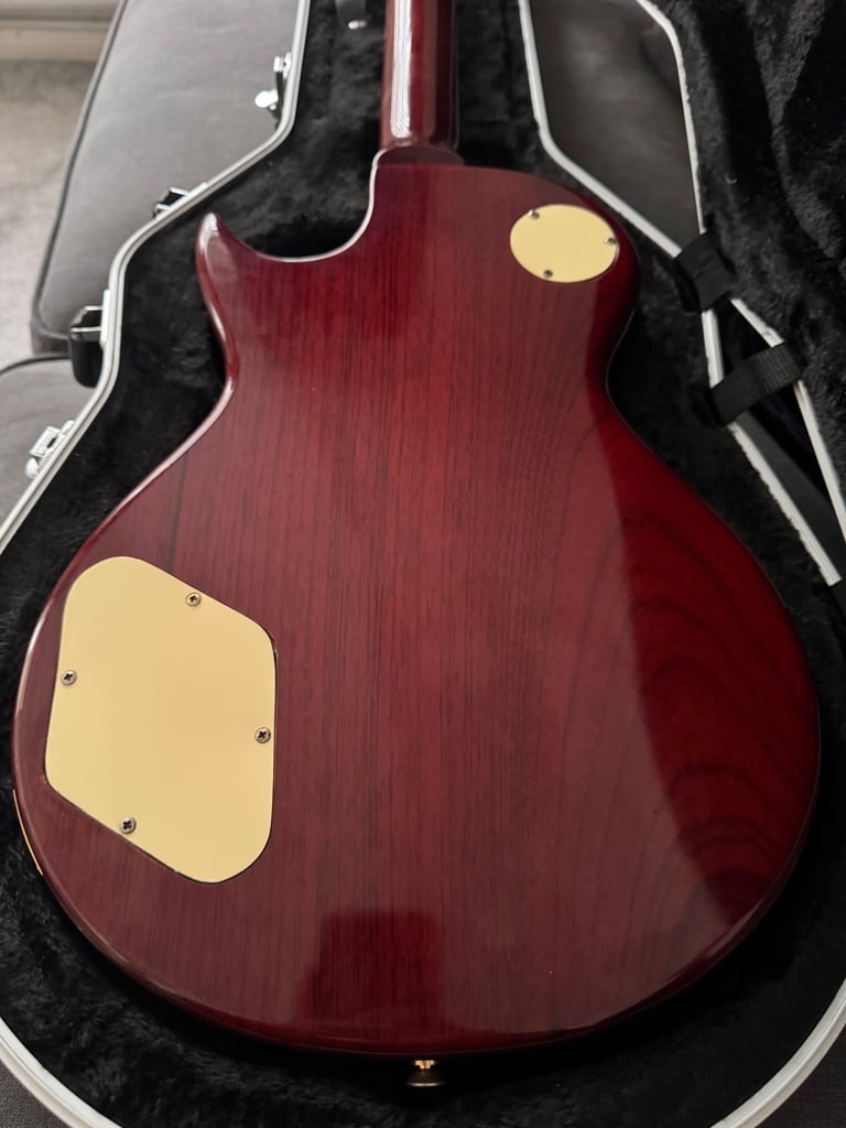 Vintage V100 Cherry Sunburst Electric Guitar w/ Gator case & Marshall MG30CFX Amp