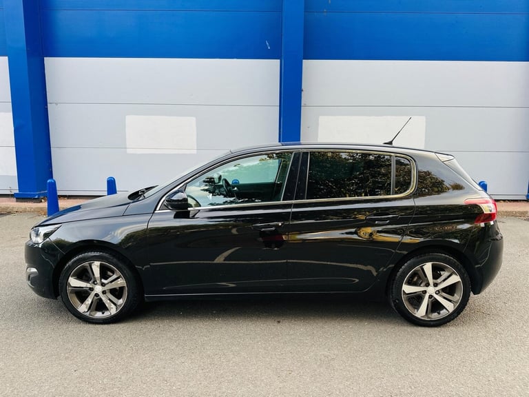 2015 Peugeot 308 1.2 PureTech Allure Euro 6 (s/s) 5dr HATCHBACK Petrol Manual