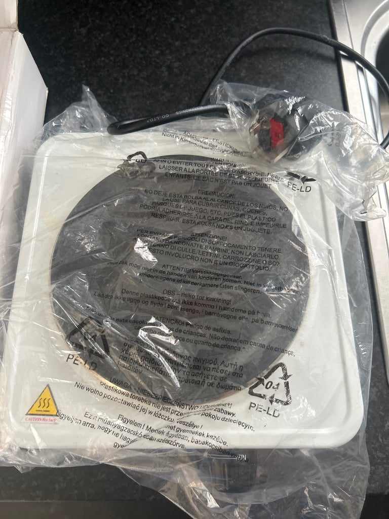 image for New hot plate hob and new kettle 