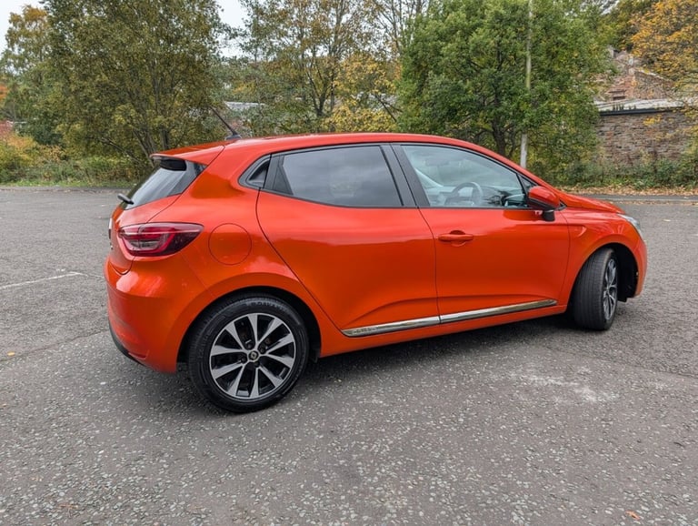 2021 Renault Clio 1.0 TCe Iconic Hatchback 5dr Petrol Manual Euro 6 (s/s) (100 ps) Hatchback Petr...