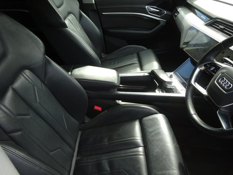 2019 19 REG AUDI E-TRON LAUNCH EDITION 55 QUATTRO ELECTRIC AUTO DAMAGED SALVAGE