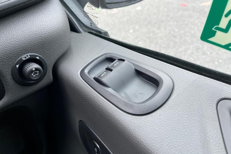 2025 Ford Transit 460 Trend L4 H3 ELWB High Roof 18 Seat Minibus RWD 2.0 EcoBlue 130ps, MANUA Min...