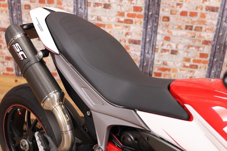 2016 DUCATI HYPERMOTARD 939 SP - ONLY 5,196 MILES! - SC PROJECT EXHAUST - SUPERB