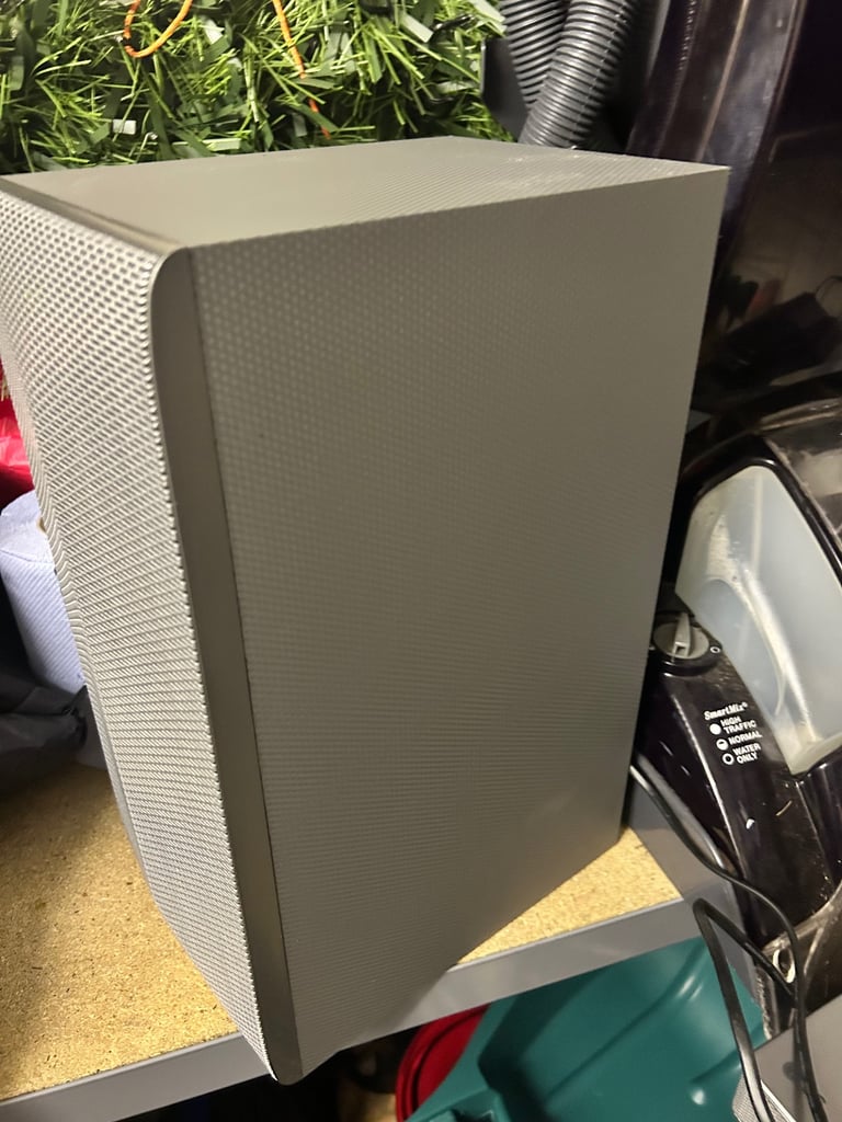 LG SOUNDBAR WITH SUB-WOFFER ( Wi-Fi and Bluetooth )
