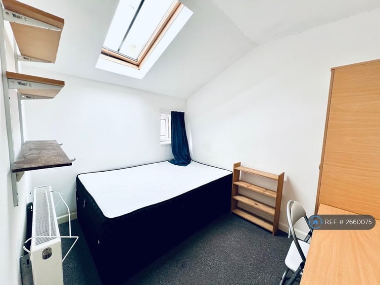 5 bedroom house in Oxford Street, Leamington Spa, CV32 (5 bed) (#2660075)