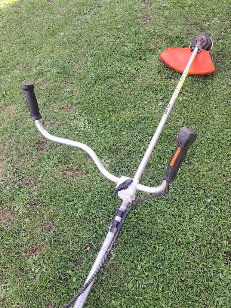 Stihl FS100 strimmer 