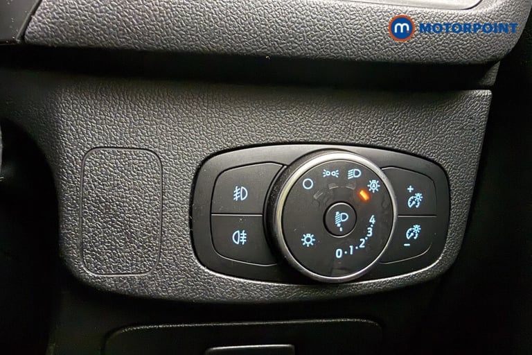 2020 Ford Focus 1.0 EcoBoost 100 Zetec 5dr Hatchback Petrol Manual