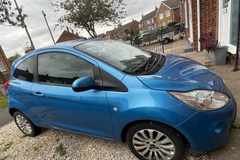 Ford, KA, Hatchback, 2013, Manual, 1242 (cc), 3 doors
