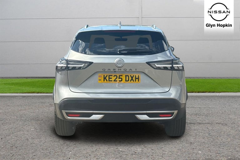 2025 Nissan Qashqai 1.3 DiG-T MH Tekna 5dr Hatchback Petrol Manual