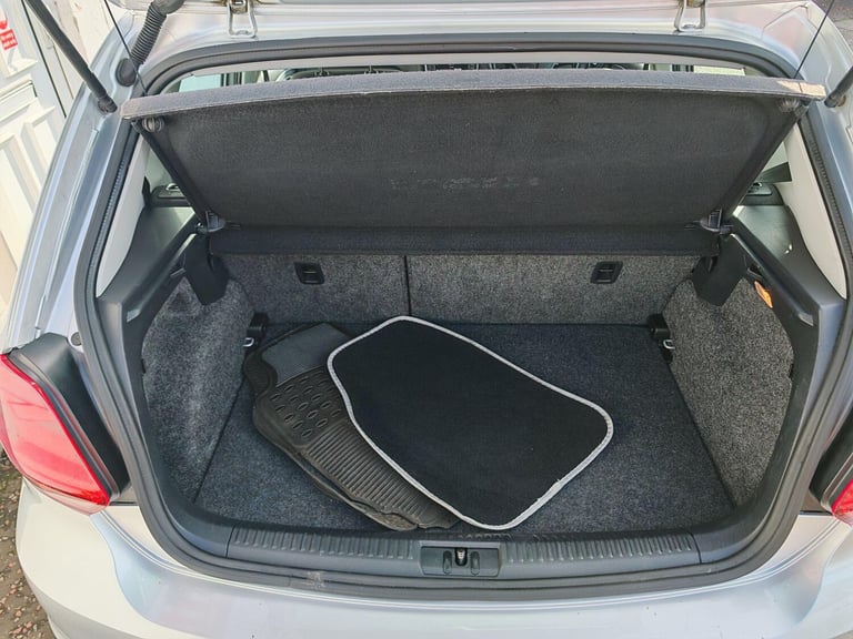 2015 Volkswagen Polo 1.2 TSI SE 5dr HATCHBACK PETROL Manual