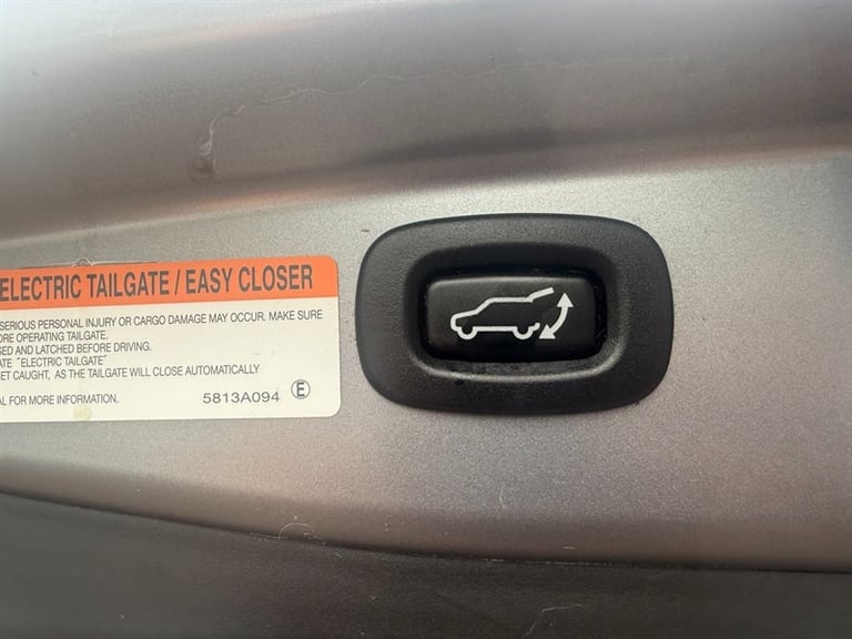 2018 Mitsubishi Outlander 2.0h 12kWh 4h SUV 5dr Petrol Plug-in Hybrid CVT 4WD Euro 6 (s/s) (200 p...