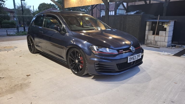 image for 2013 Volkswagen Golf 2.0 TSI GTI 3dr DSG [Performance Pack] HATCHBACK Petrol Automatic