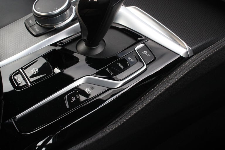 2021 BMW 5 Series 2.0 530e 12kWh M Sport Steptronic Euro 6 (s/s) 4dr SALOON Petrol/Electric Hybri...