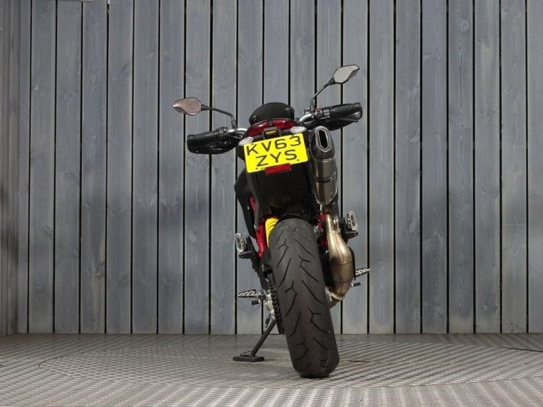 2013 63 DUCATI HYPERMOTARD 821