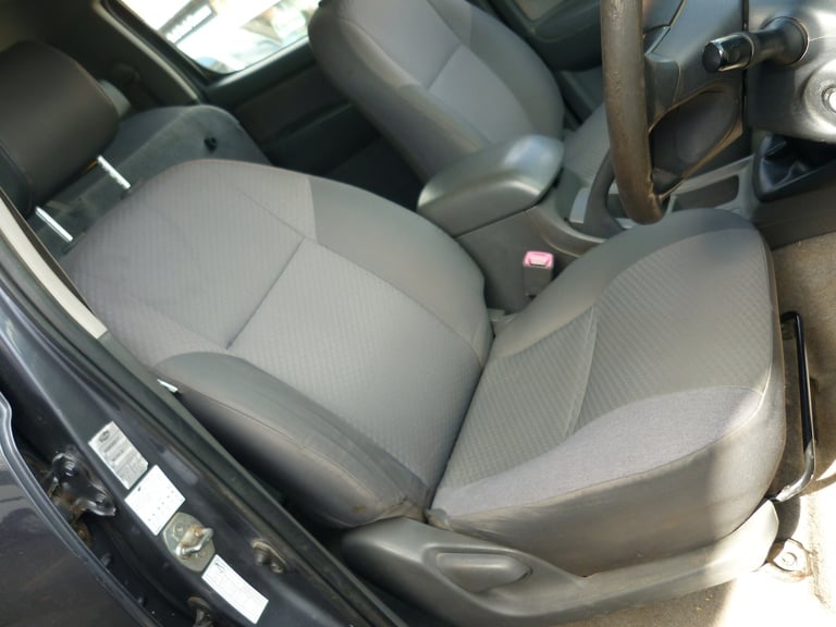 2013 Toyota Hilux HL2 D/Cab Pick Up 2.5 D-4D 4WD 144 PICK UP Diesel Manual