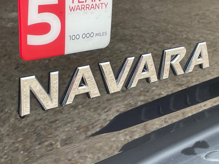 2021 Nissan Navara 2.3 dCi N-Guard Auto 4WD Euro 6 4dr PICK UP Diesel Automatic