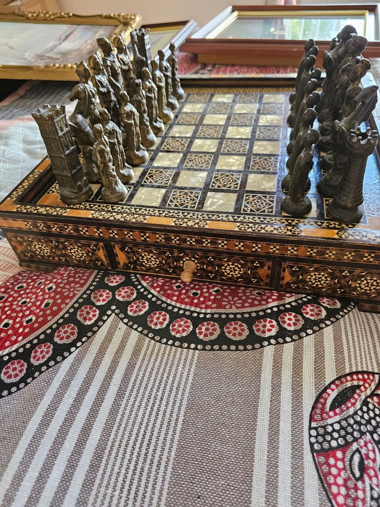 Outstanding Chess set