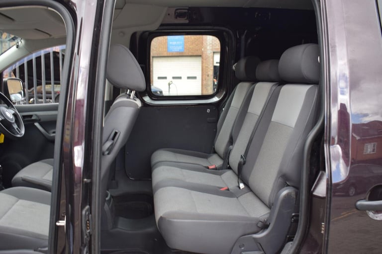 2013 Volkswagen Caddy Maxi 1.6 TDi C20 Maxi Life FWD 5dr (Window) MPV Diesel Manual