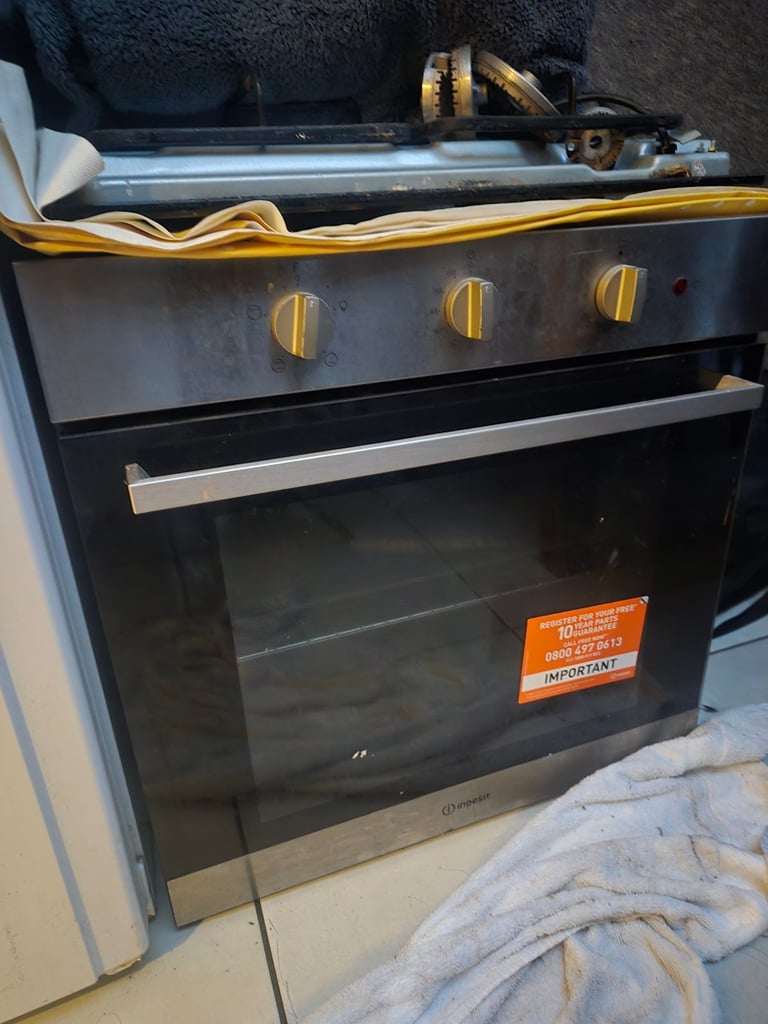 Great Cindition Stove Oven