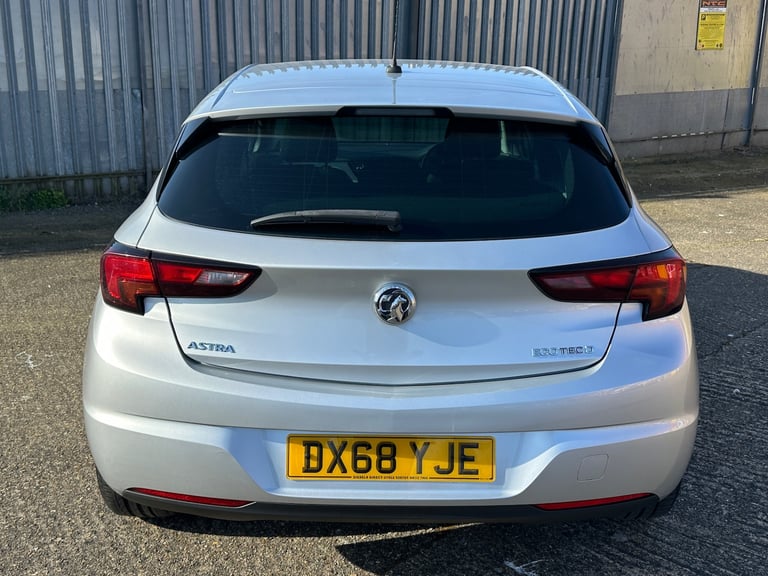 2018 Vauxhall Astra 1.6 CDTi 16V ecoTEC Design 5dr HATCHBACK Diesel Manual
