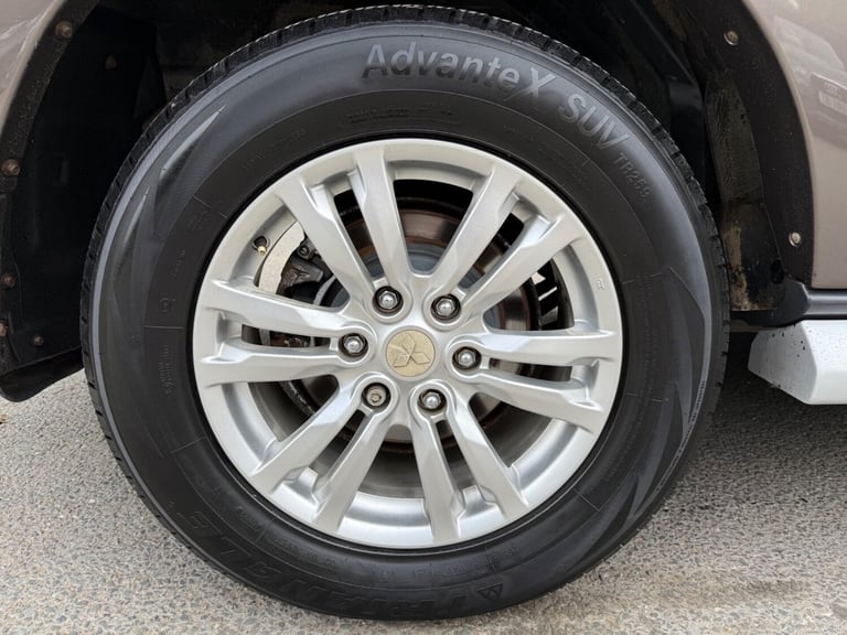 2013 Mitsubishi Shogun 3.2 DI-DC [197] SG3 5dr Auto ESTATE DIESEL Automatic