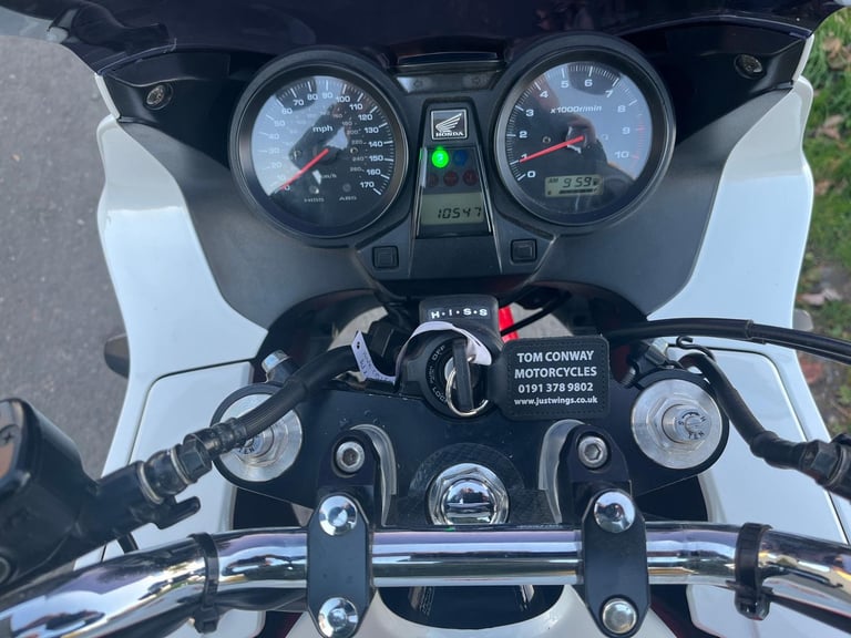 HONDA CB1300SA-5, 2007(07), ONLY 10,547 MILES, FSH, STUNNING BIKE, £4995