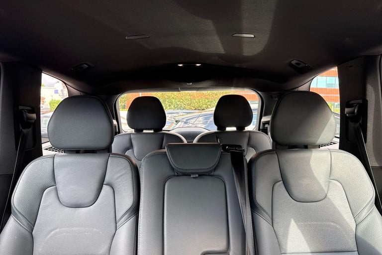 2021 Volvo XC90 2.0 B5 MHEV Momentum SUV 5dr Diesel Hybrid Auto 4WD Euro 6 (s/s) (235 ps) ESTATE ...