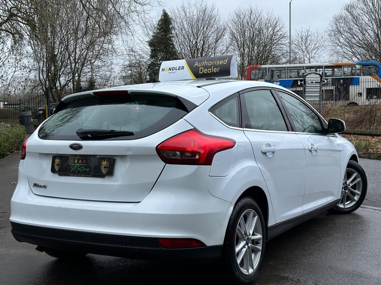 2016 Ford Focus 1.5 TDCi Zetec Euro 6 (s/s) 5dr HATCHBACK Diesel Manual