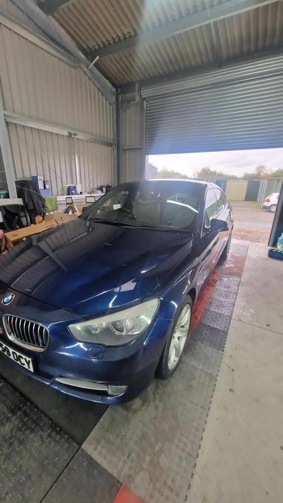 BMW, 5 SERIES, Hatchback, 2010, Semi-Auto, 2993 (cc), 5 doors