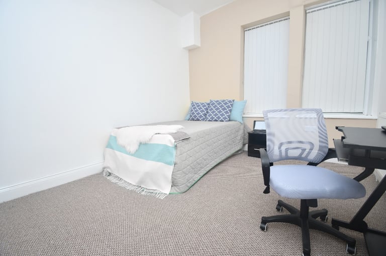 READYMADE 4 BEDROOM HMO RETURNS 12.76!!