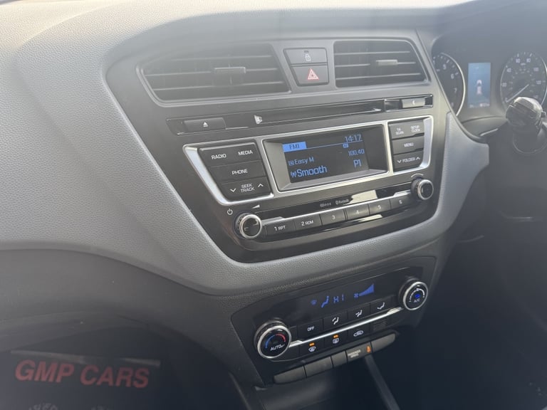 2016 Hyundai i20 1.2 GDI PREMIUM 5DR Manual Hatchback Petrol Manual