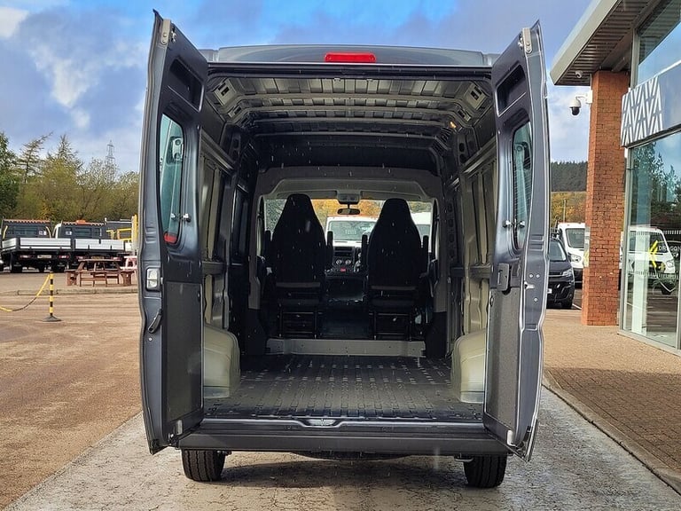 2025 Maxus eDeliver 7 150kW H1 Van 77kWh [2 Seat] Auto PANEL VAN DIESEL Manual