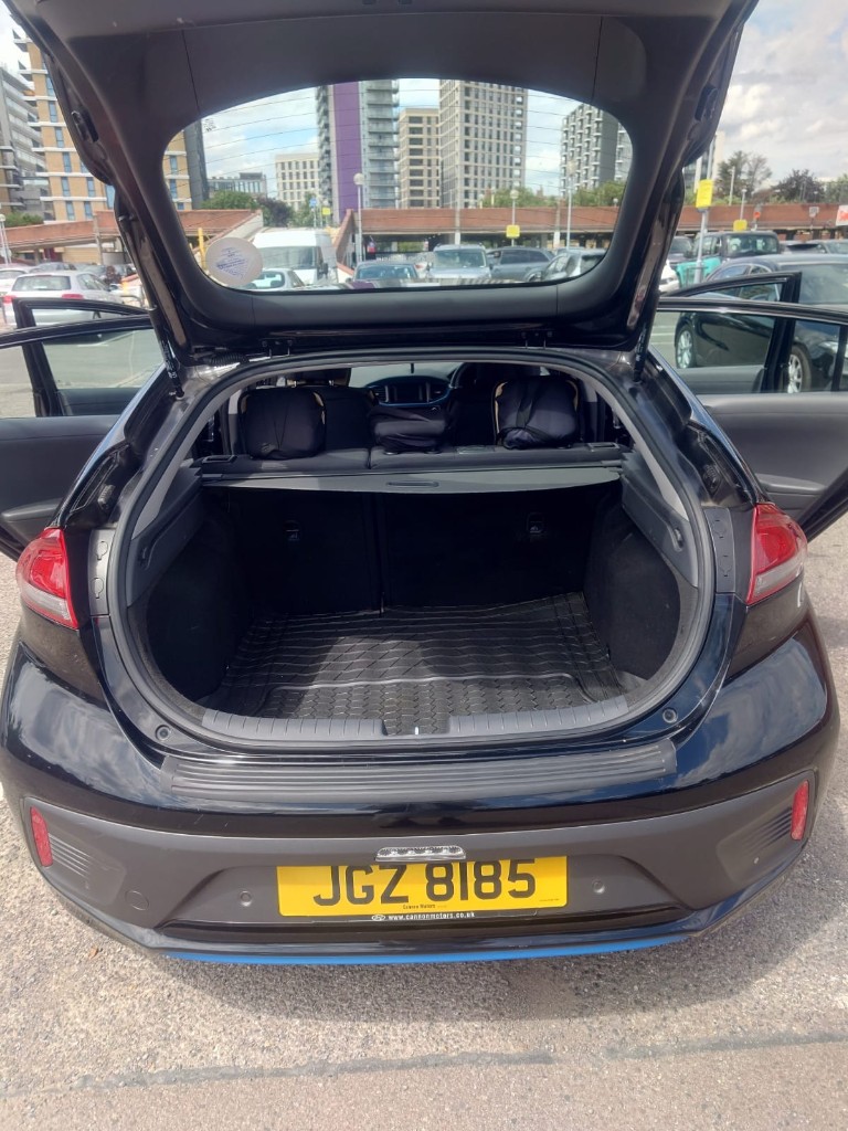 Hyundai, IONIQ, Hatchback, 2018, Other, 1580 (cc), 5 doors With Uber Streaker Untill Dec 2028 