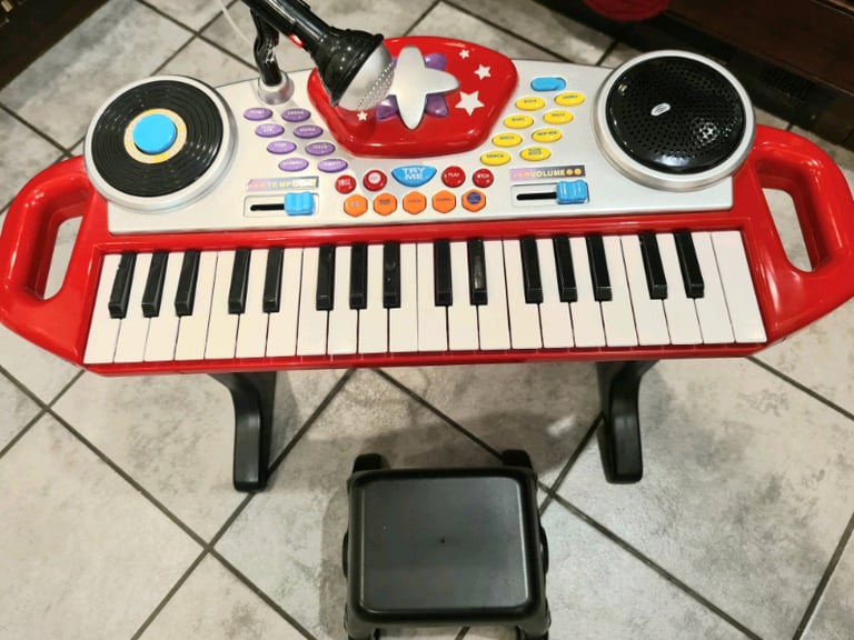Keyboard for Sale in Norfolk | Baby & Kids Toys | Gumtree