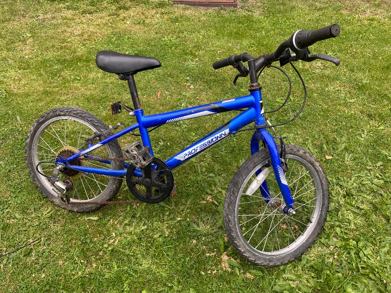 Boys bike in Leeds West Yorkshire Bikes Bicycles Cycles for Sale Gumtree