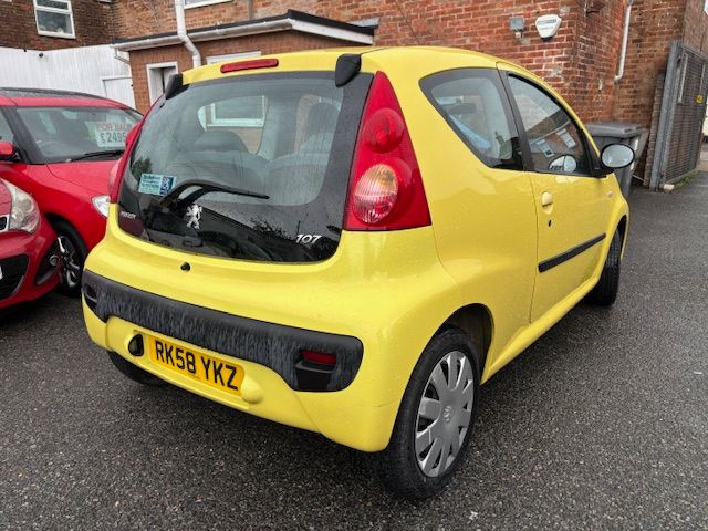 2008 Peugeot 107 Urban 1.0 3dr **£20 a Year Road Tax! Cheap to Insure and Run, Long MOT**