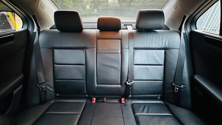 2015 Mercedes-Benz E Class 3.5 E350 Avantgarde G-Tronic 4dr Petrol Automatic