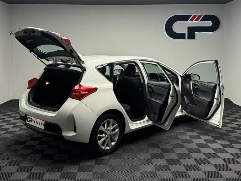 2014 Toyota Auris 1.4 D-4D Icon 5dr HATCHBACK DIESEL Manual