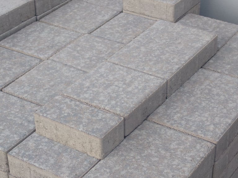 Marshalls Lunar Concrete Paving Blocks - Medium Rosa 160x160x50mm - Packs of 10