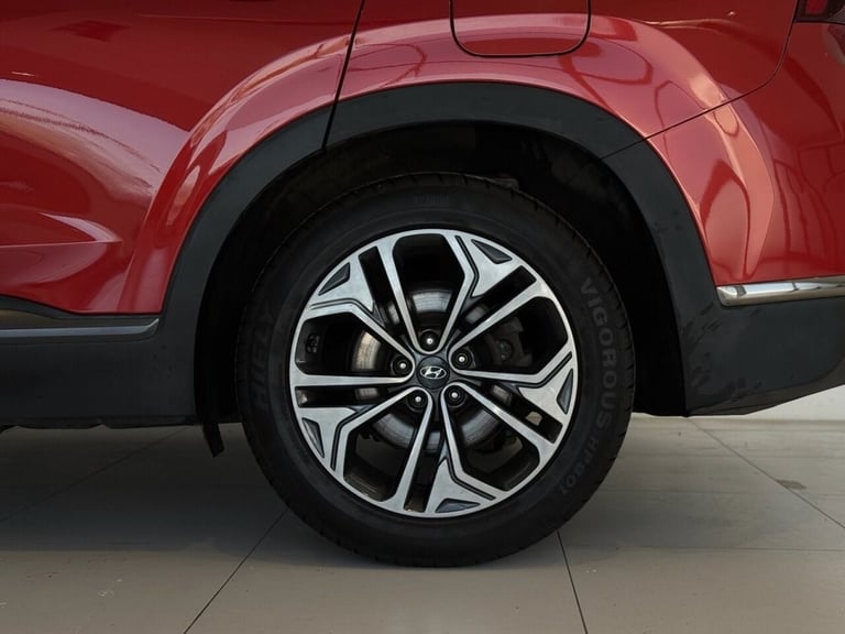 2019 Hyundai Santa Fe 2.2 CRDi Premium SE SUV 5dr Diesel Auto 4WD Euro 6 (s/s) 7 Seat (200 ps) ES...