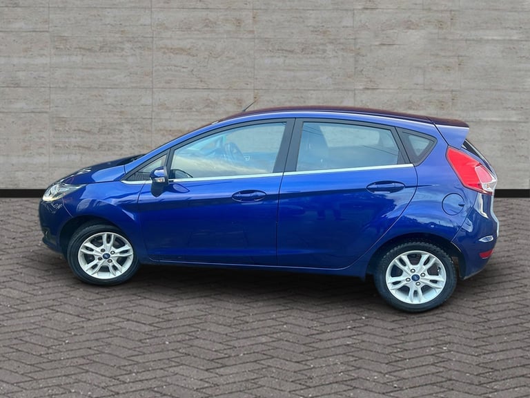 6 MONTHS WARRANTY, DRIVES NICE AND COMRORTABLE 