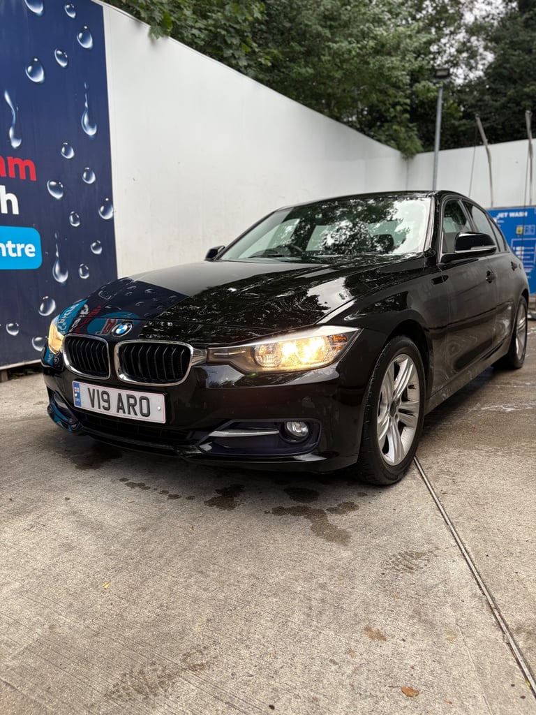 BMW, 3 SERIES, Saloon, 2014, Manual, 1995 (cc), 4 doors