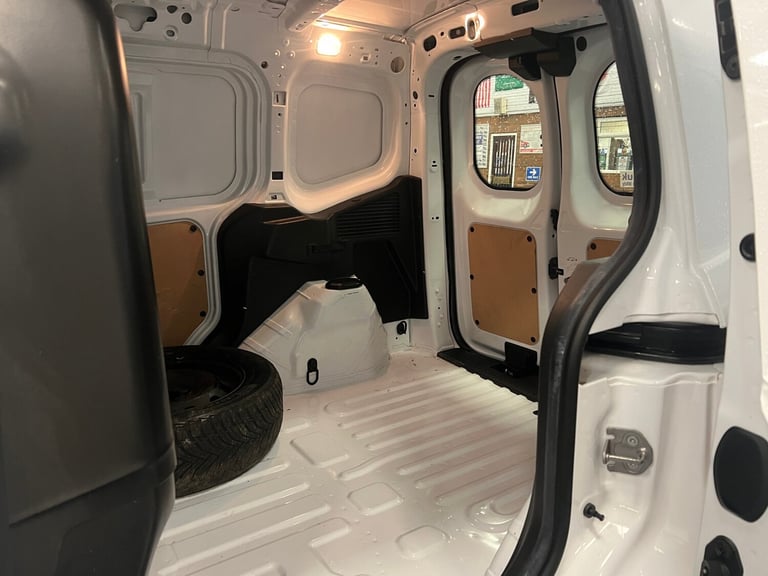 2022 Ford Transit Courier TREND 1.5TDCI 100PS VAN (EURO 6) PANEL VAN Diesel Manual