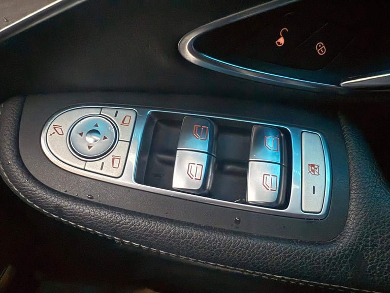 Mercedes-Benz, C CLASS C220D AMZ Line Premium, Saloon, EURO 6, 2016, Automatic, 2143 (cc), 4 Doors