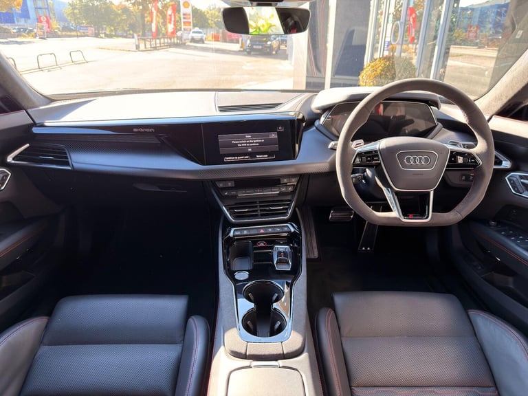 2023 Audi RS e-tron GT 93.4kWh Carbon Vorsprung Saloon 4dr Electric Auto quattro (598 ps) COUPE E...