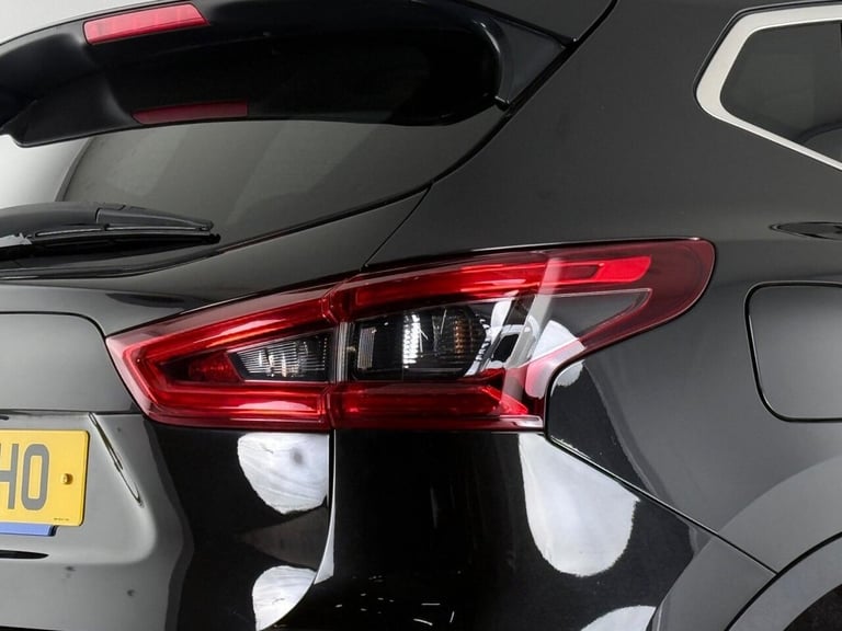 2018 Nissan Qashqai 1.6 DIG-T N-Connecta Euro 6 (s/s) 5dr HATCHBACK Petrol Manual