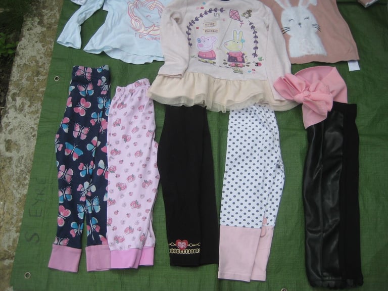 PRICED TO CLEAR: 18 Items of Clothing for 18 months to 3 Years Old Children for Only £5.00